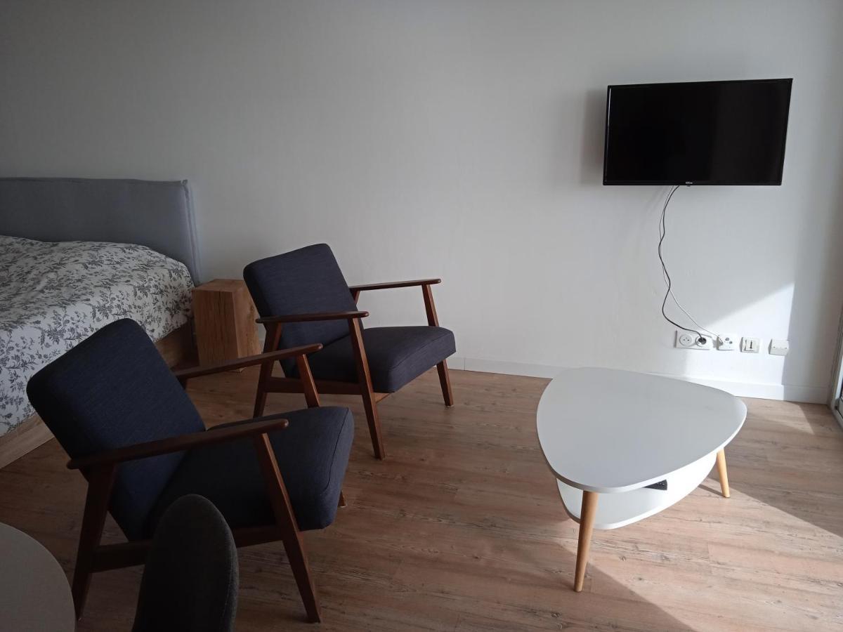 Design Vue Port 2 Pas Des Canaux + Parking